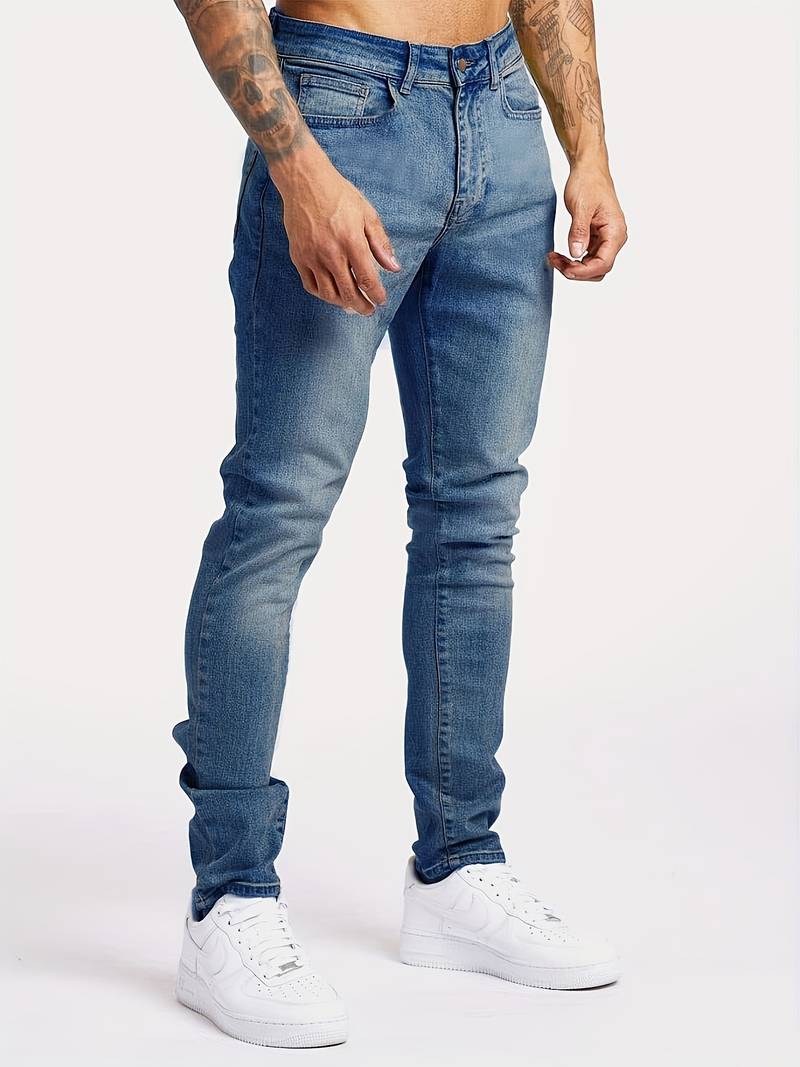 Jeans slim fit in denim elasticizzato con dettagli minimalisti