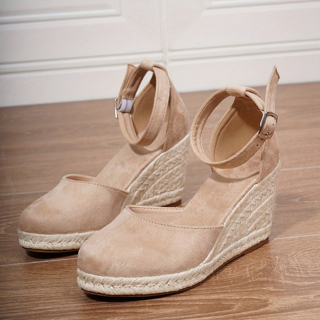 Sandali con Zeppa da Donna – Punta Chiusa – Cinturino Regolabile – Stile Espadrillas