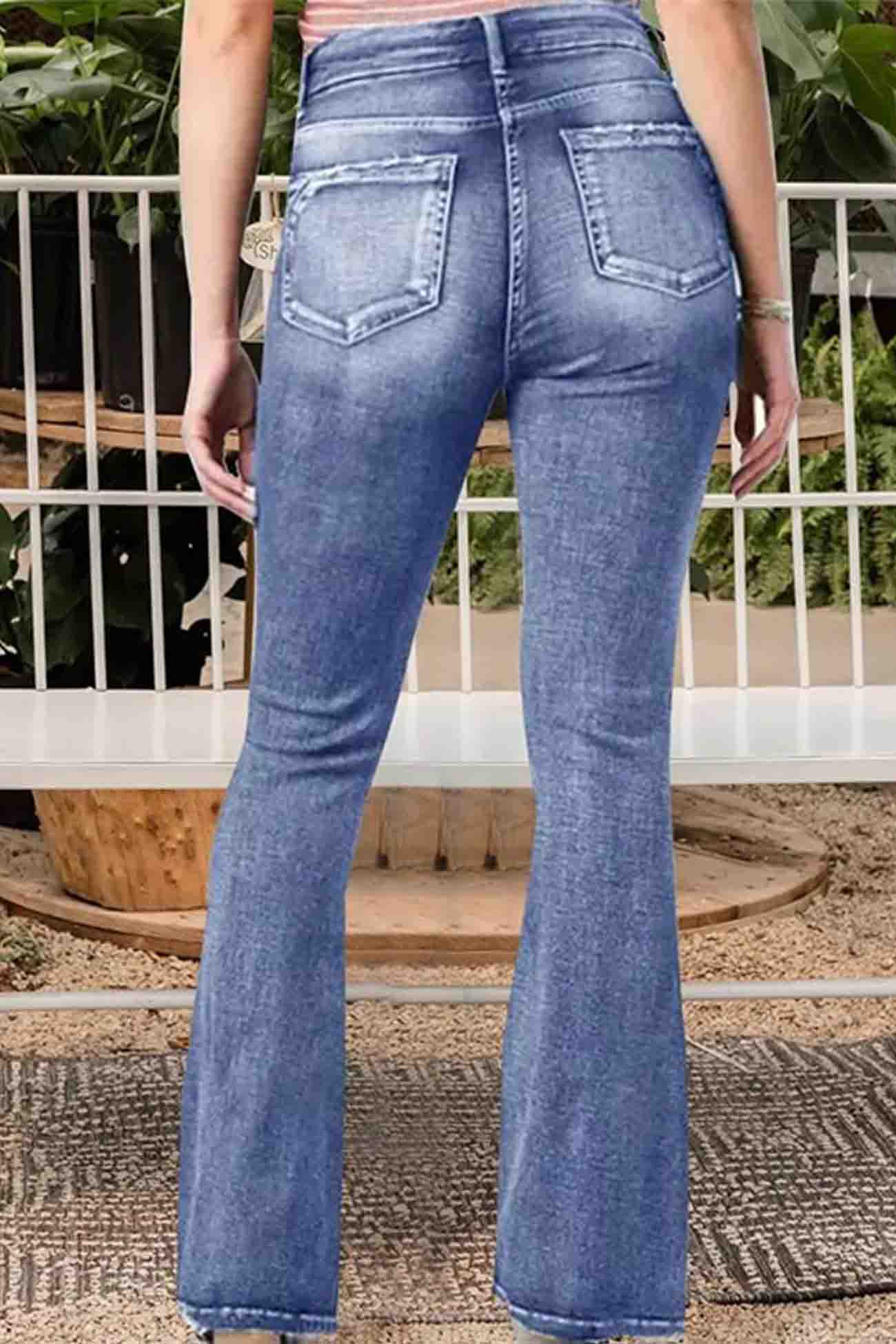 Jeans Flare a Vita Media con Bottoni Laterali - Stile Rétro e Comodo